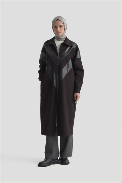 Deri Garni Detaylı Boydan Fermuarlı GiyÇık Siyah 25KT551