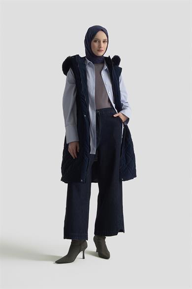 Kapüşonu Kürklü Astarlı Kapitone Yelek Lacivert 25KT505