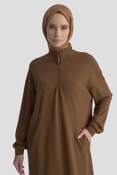 Yarım Fermuarlı Kolları Ribanalı Cepli Örme Tunik Taba 25KT461