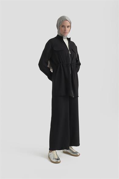 Belden Sıkmalı Broş Detaylı Pantolonlu İkili Takım Siyah 25KT646