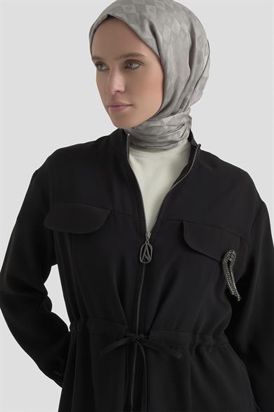 Belden Sıkmalı Broş Detaylı Pantolonlu İkili Takım Siyah 25KT646