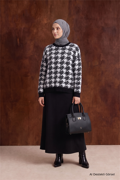Bisiklet Yaka Kazayağı Desenli Kazak Siyah 22KD4210