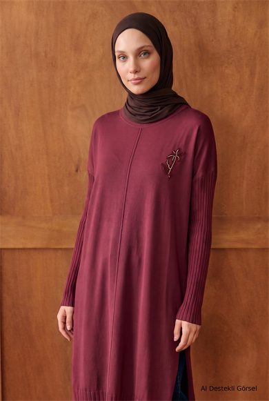 Bisiklet Yaka Taş Aksesuarlı Fitilli Kol Detaylı Tunik 103 Cm Boy Bordo 26KTD412