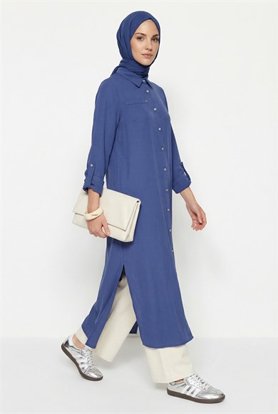 Boydan Düğmeli Cep Detaylı Gömlek Yaka Uzun Tunik İndigo 26YT404