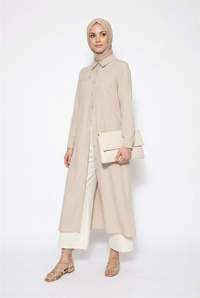 Boydan Düğmeli Cep Detaylı Gömlek Yaka Uzun Tunik Bej 26YT404