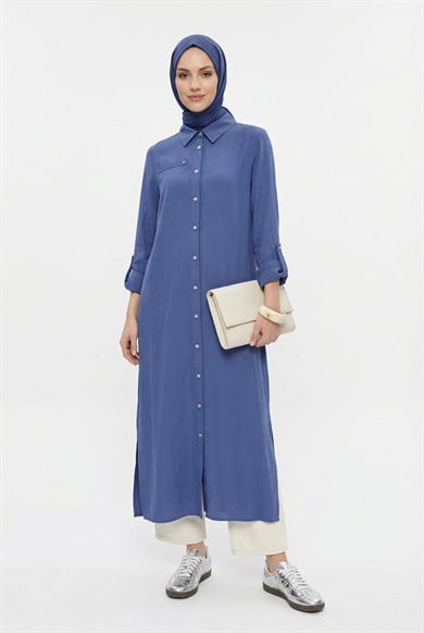 Boydan Düğmeli Cep Detaylı Gömlek Yaka Uzun Tunik İndigo 26YT404