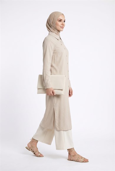 Boydan Düğmeli Cep Detaylı Gömlek Yaka Uzun Tunik Bej 26YT404
