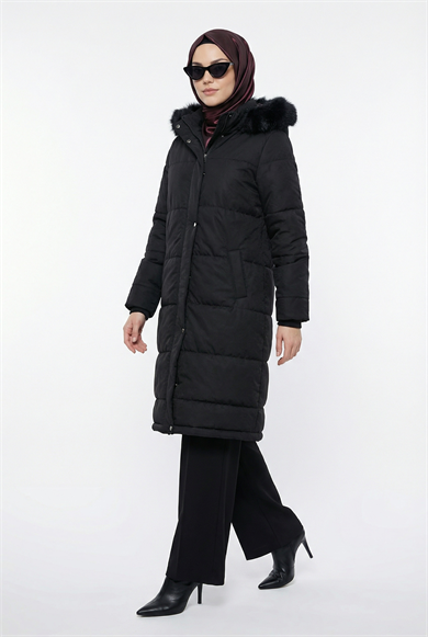 Boydan Fermuarlı Yanları Fermuar Detaylı Kapüşonu Kürklü Mont Siyah 25KT748