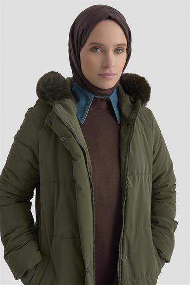 Boydan Fermuarlı Yanları Fermuar Detaylı Kapüşonu Kürklü Mont Haki 25KT744