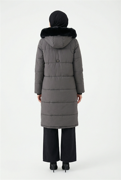 Boydan Fermuarlı Yanları Fermuar Detaylı Kapüşonu Kürklü Mont Antrasit 25KT748