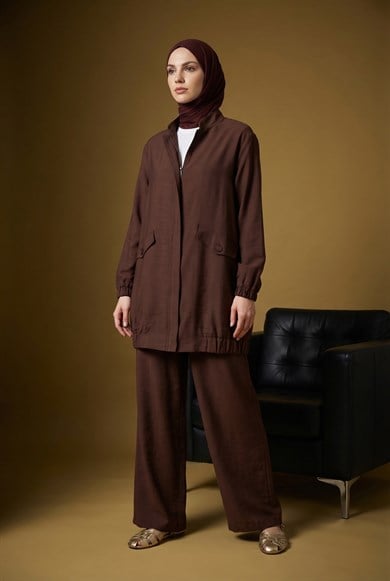 Cep Detaylı Boydan Fermuarlı Pantolonlu Keten İkili Takım Kahverengi 26YT612