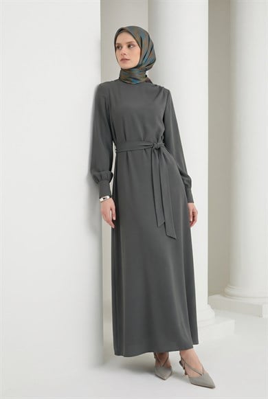 Drape Detaylı Belden Kuşaklı Elbise Haki 26YT904