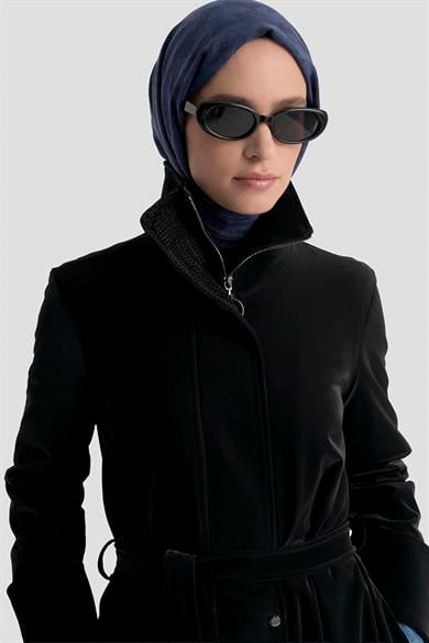 Gizli Fermuarlı Belden Kuşaklı Dik Yaka Giy Çık Siyah 25KT732