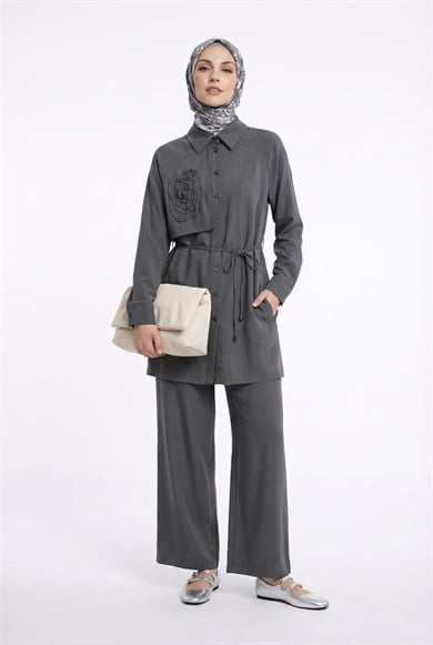 Gülü Taş İşlemeli Beli İpli Pantolonlu İkili Takım Gri 26YT652