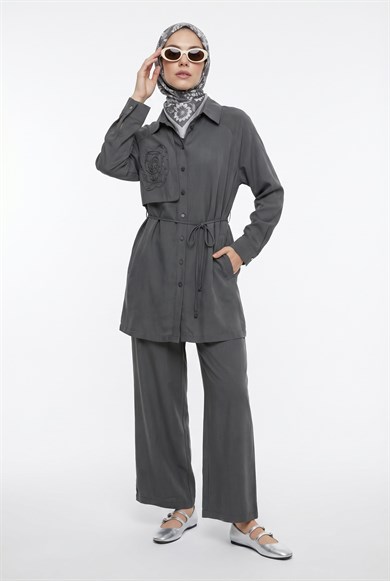 Gülü Taş İşlemeli Beli İpli Pantolonlu İkili Takım Gri 26YT652