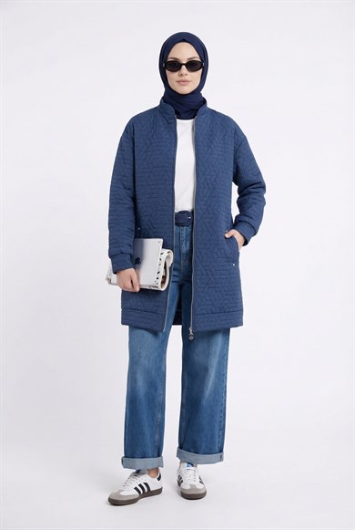 Kabartma Desenli Fermuarlı Cepli Ceket Lacivert 26YT537