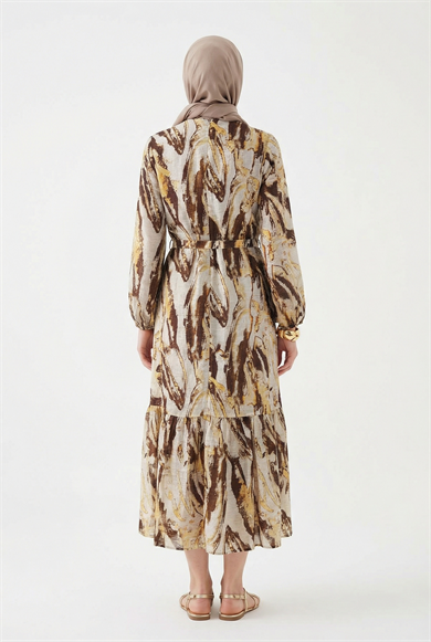Kendinden Desenli Beli Kuşaklı Elbise Kahverengi 25YT963