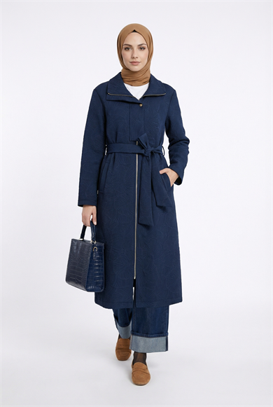 Kendinden Desenli Boydan Fermuarlı Kap Lacivert 26YT713