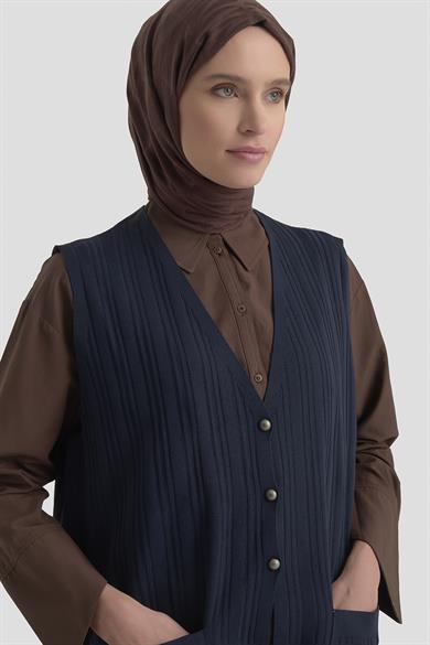 Kendinden Desenli Düğmeli Triko Yelek Lacivert 25YTD568