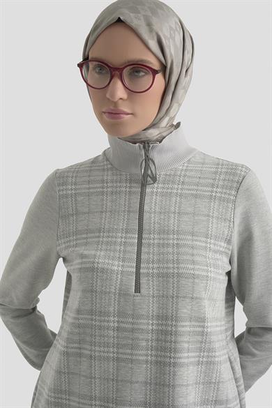 Kolları Ribanalı Yarım Fermuarlı Cepli Dik Yaka Tunik Gri 25KT464