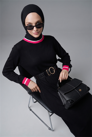 Kontrast Şerit Detaylı Uzun Triko Elbise Siyah 22KD4243
