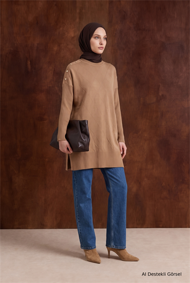 Omuzları Düğme Detaylı Triko Tunik Latte 24KTD407