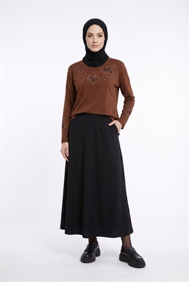 Önü ve Kolları Çiçek Desenli Taş Detaylı Anne Penyesi Kiremit 25YTD485