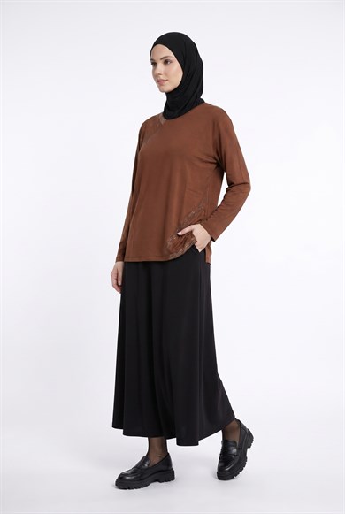 Taş Detaylı Kendinden Desenli Anne Penyesi Kiremit 25YTD480