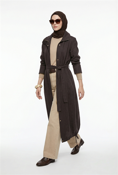 Yakası File Detaylı Belden Kuşaklı Yandan Fermuarlı Kap Kahverengi 26YT702