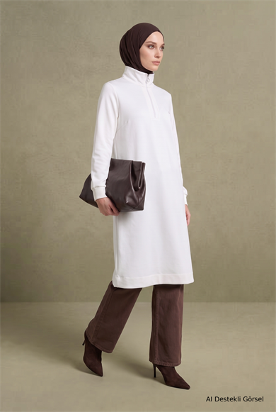 Yarım Fermuarlı Dik Yaka Uzun Kollu Rahat Kesim Basic Uzun Tunik 107 Cm Boy Ekru 26KT456