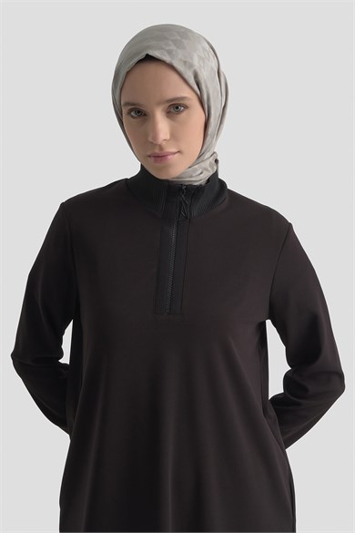 Yarım Fermuarlı Dik Yaka Uzun Kollu Rahat Kesim Basic Uzun Tunik 107 Cm Boy Siyah 26KT456