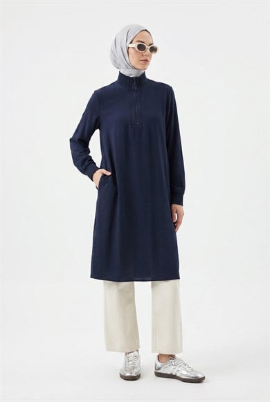Yarım Fermuarlı Kolları Lastikli Çilek Kumaş Tunik Lacivert 26YT462
