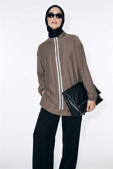 Yarım Fermuarlı Kolları Lastikli Önü Şeritli Hakım Yaka Tunik Duman 26YT465