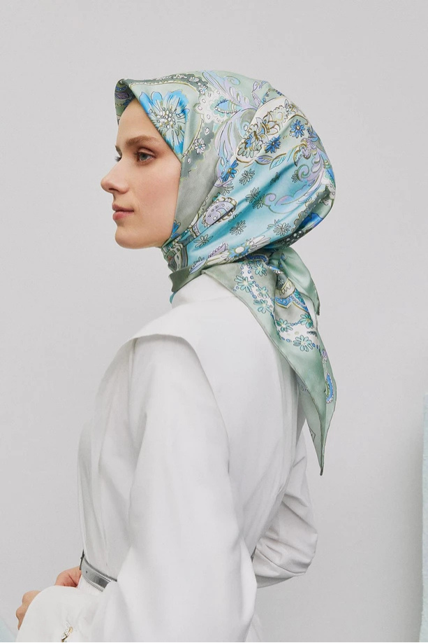 Armine Desenli Saf İpek Twill Eşarp 9338--56