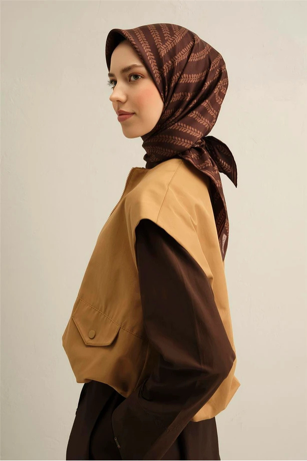 Armine Desenli Saf İpek Twill Eşarp 9351--84