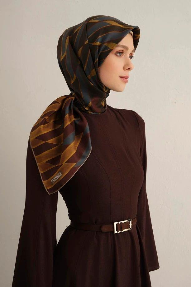 Armine Desenli Saf İpek Twill Eşarp 9325--21