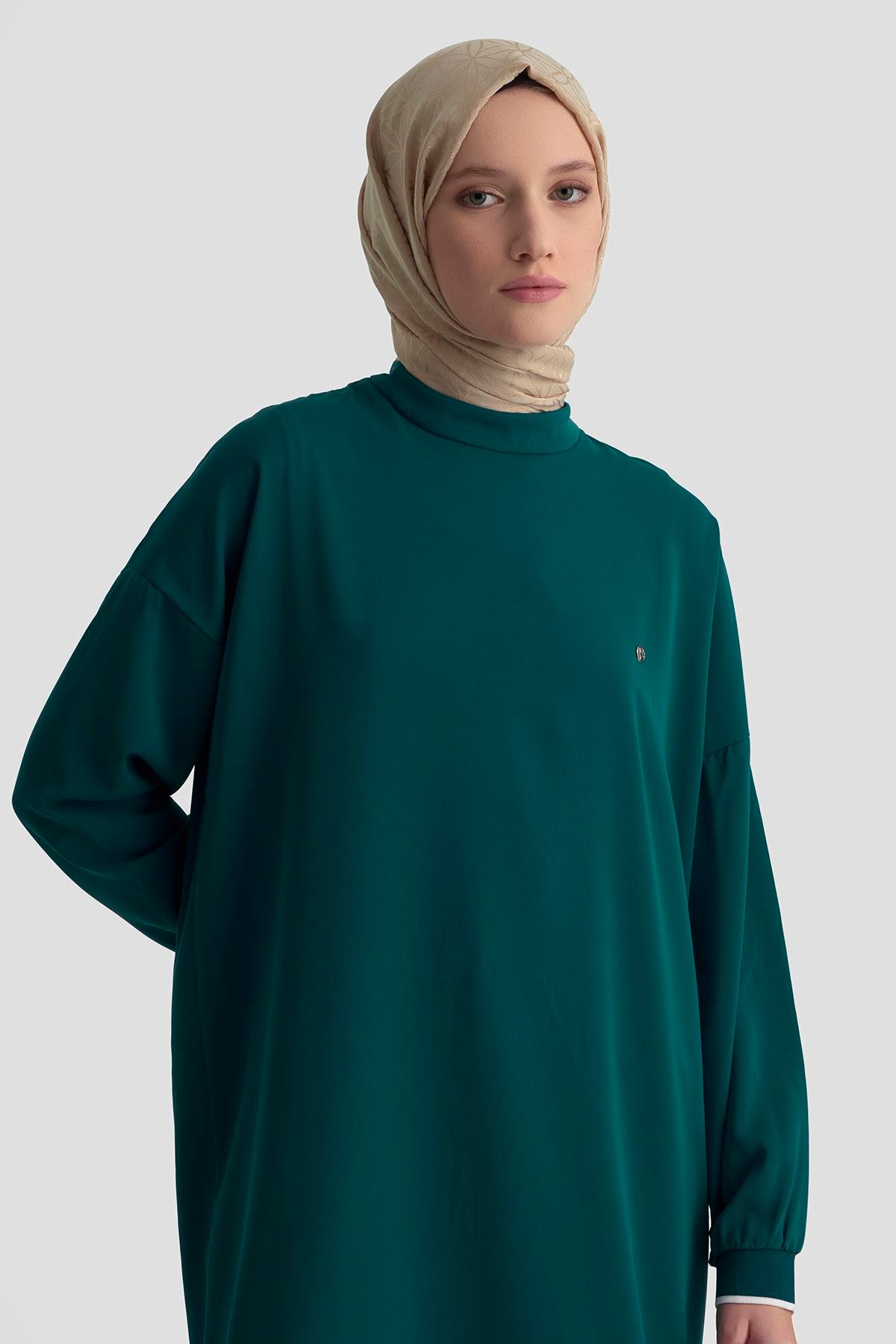 ARMİNE TREND Kolları Ribanalı Arkadan Uzatmalı Basic Tunik-Petrol 25YT449