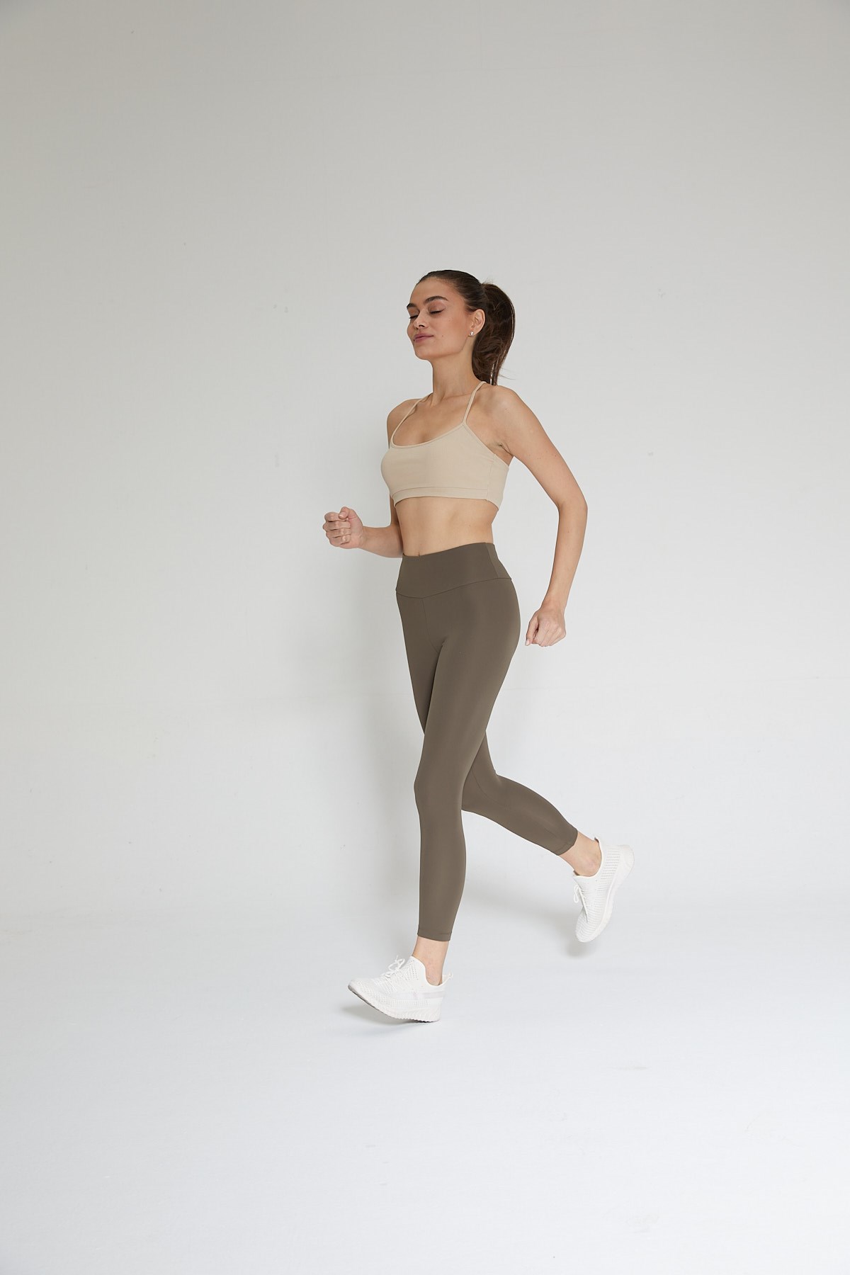 Bej Kadın Fitilli Askılı Spor Sütyeni Bra - Lara