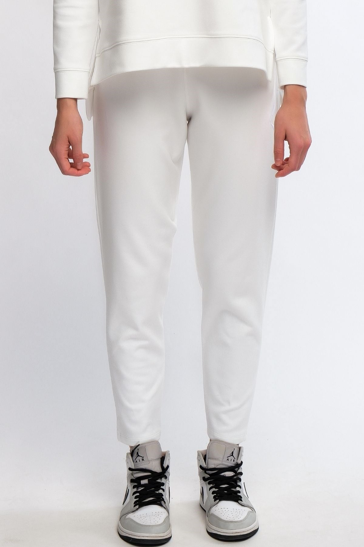 Ekru Kadın Havuç Paça Eşofman Altı Carrot Fit Pantolon - Bunny