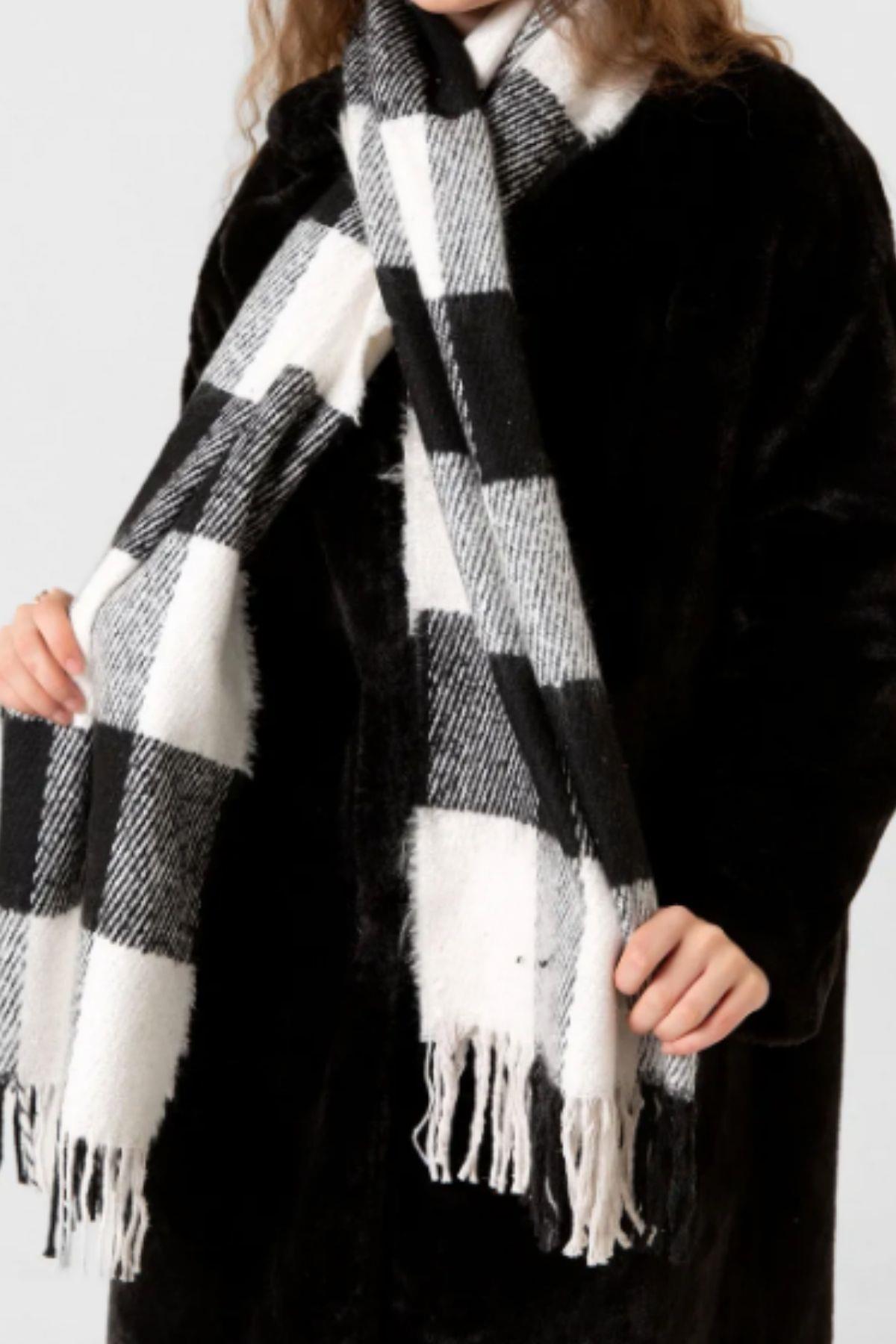 Kalın Ekose Desenli Şal Siyah 