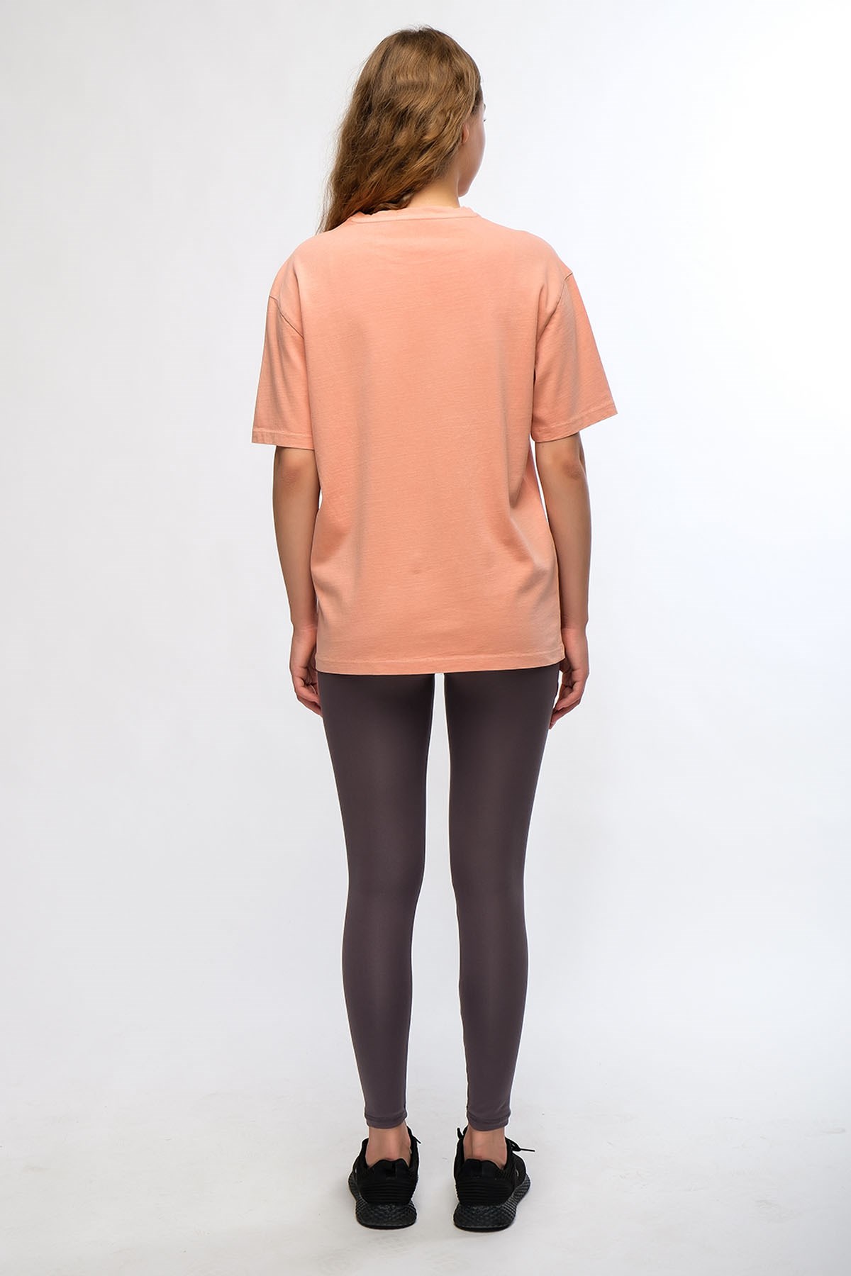 Turuncu Kadın Mineral Boyalı Organik Pamuklu Oversize T-shirt - Maya