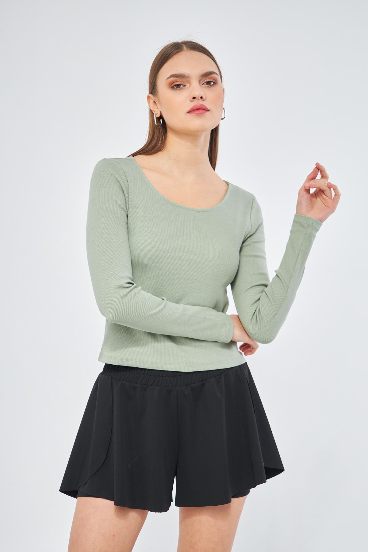 Yeşil Kadın Basic Açık Yaka Uzun Kollu Bluz - Soma