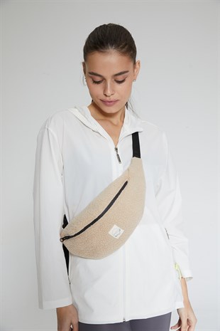 Bej Kadın Sherpa Peluş Çapraz Askılı Bel Çantası - Pon