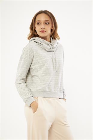 Gri Kadın Boyun Yakalı Sweatshirt - Peroni