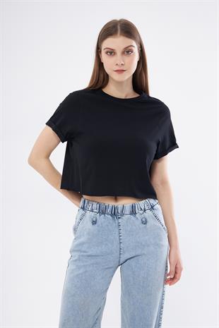 Kadın Siyah Crop T-shirt - Lila