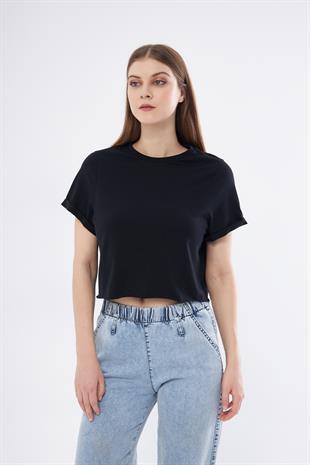 Kadın Siyah Crop T-shirt - Lila