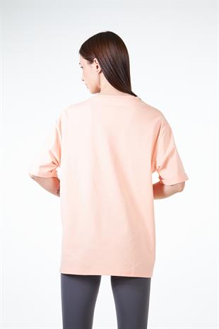 Pembe Kadın Pamuklu Yırtmaçlı Oversize  T-shirt - Nors