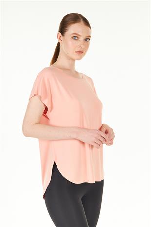 Pembe Yırtmaç Detaylı Rahat Kalıp Modal T-shirt - Dora