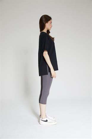 Siyah Kadın Pamuklu Yırtmaçlı Oversize  T-shirt - Nors