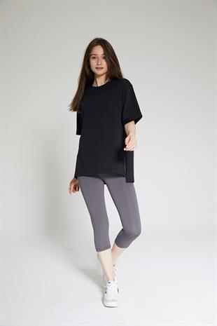 Siyah Kadın Pamuklu Yırtmaçlı Oversize  T-shirt - Nors